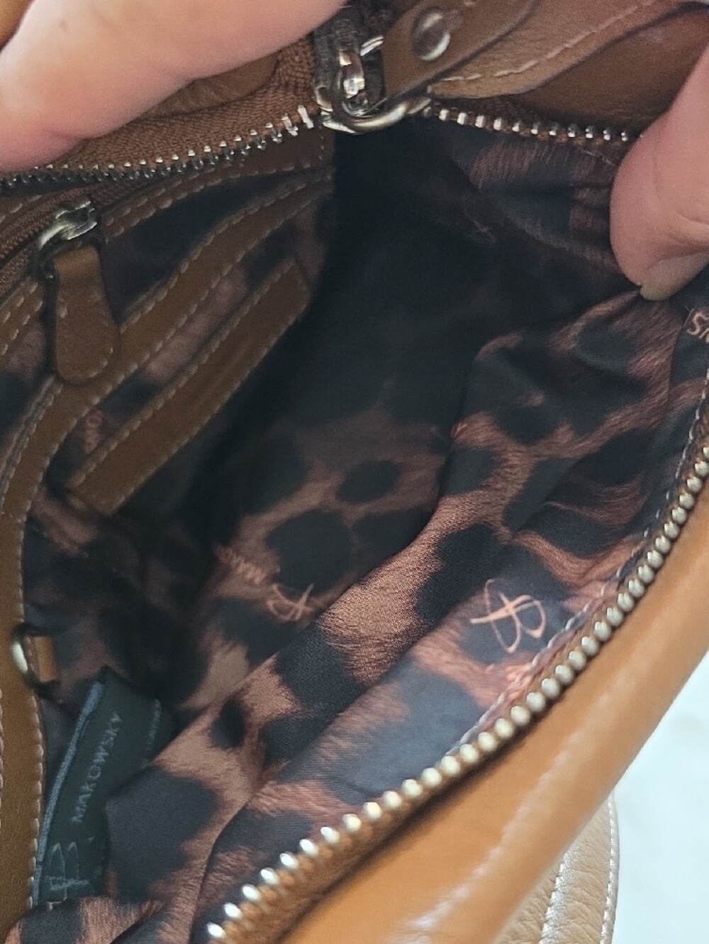 B. Makowsky Brown Leather Crossbody Bag Front Buckle Pocket, Zip Close - Picture 11 of 16